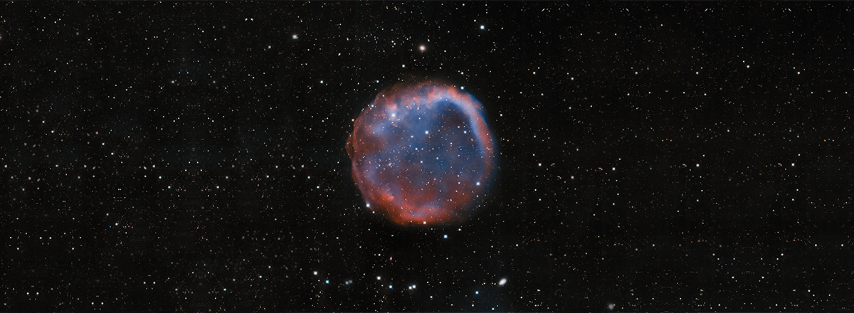 Telescope Captures an Image of a Dead Star's Shroud