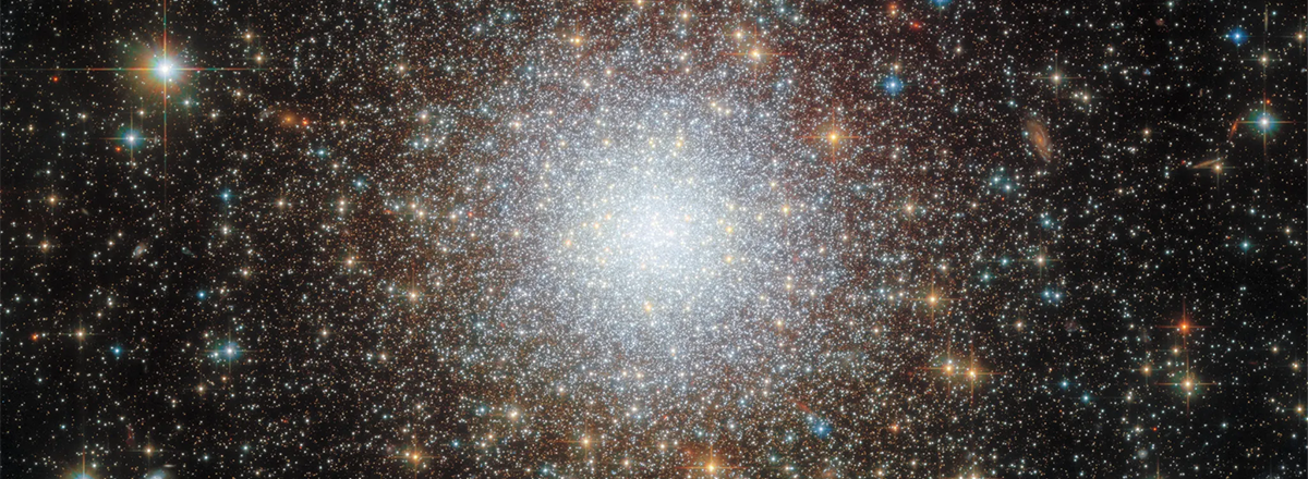 Hubble Telescope Captures a Stunning Image of a 'Snowball' of Stars